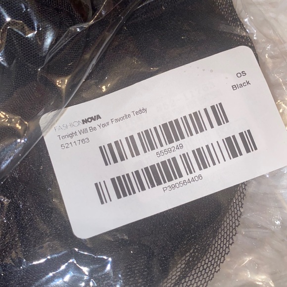 Fashion Nova Tonight Teddy - Picture 4 of 6